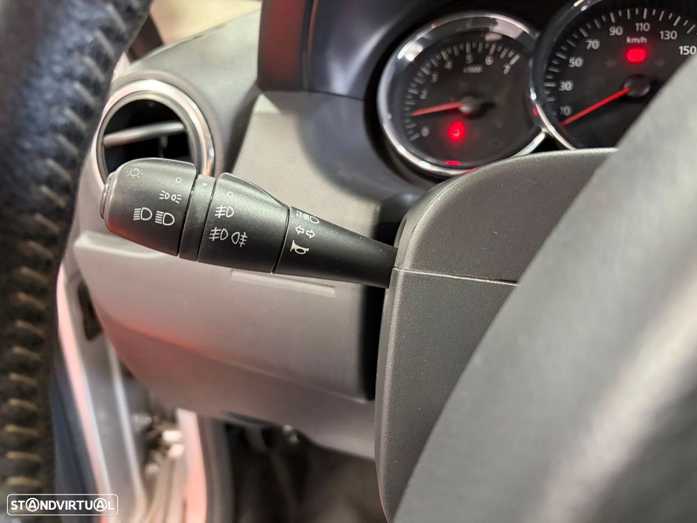 Dacia Duster 1.5 dCi Prestige - 18