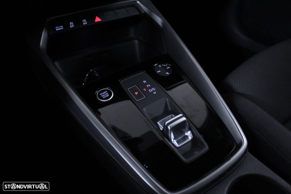 Audi A3 Sportback 30 TFSI Advanced S tronic - 34