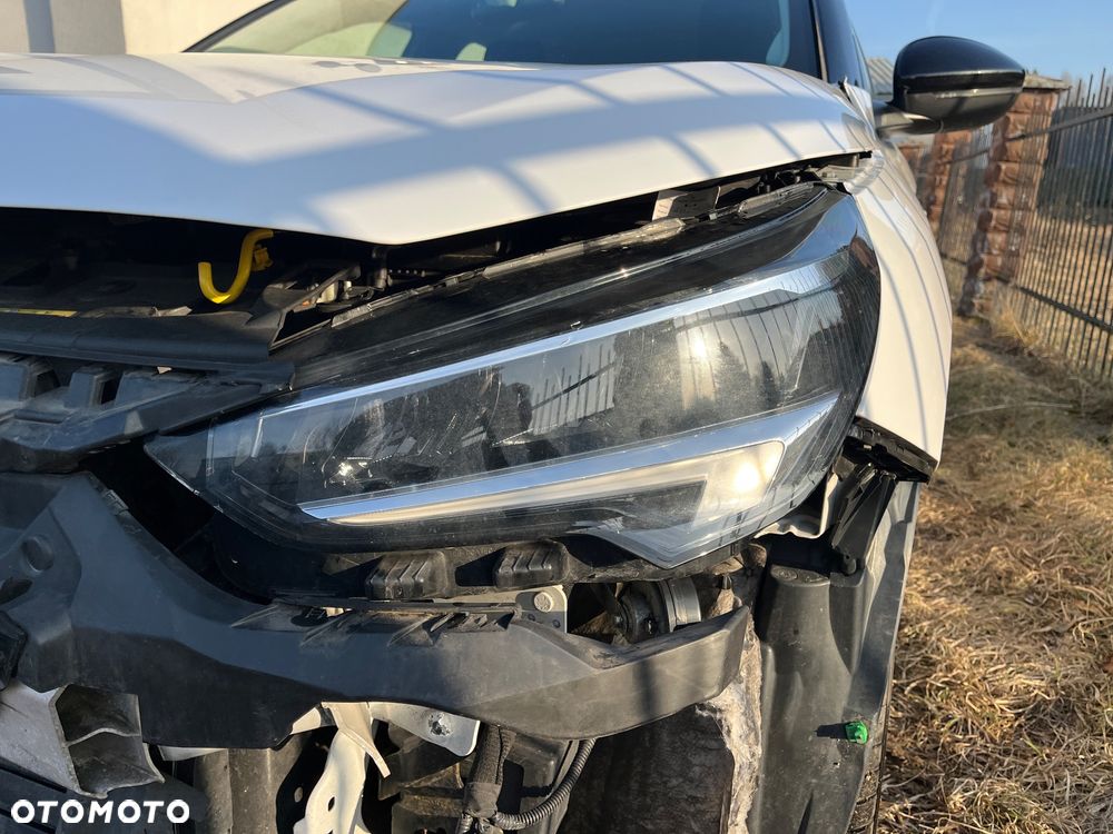 Opel Corsa 1.2 Direct Injection Turbo Start/Stop Elegance - 9