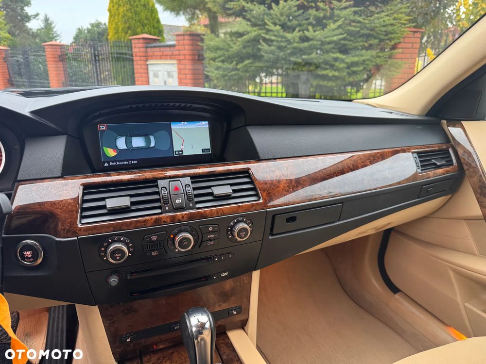 BMW Seria 5 - 29
