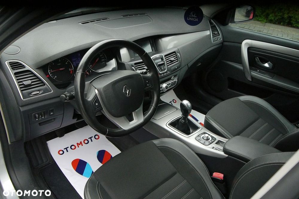 Renault Laguna 1.5 dCi Expression ESM - 24