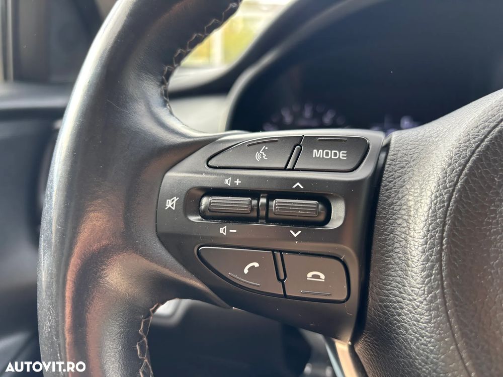 Kia Stonic 1.2 MPI 5MT Trend - 22