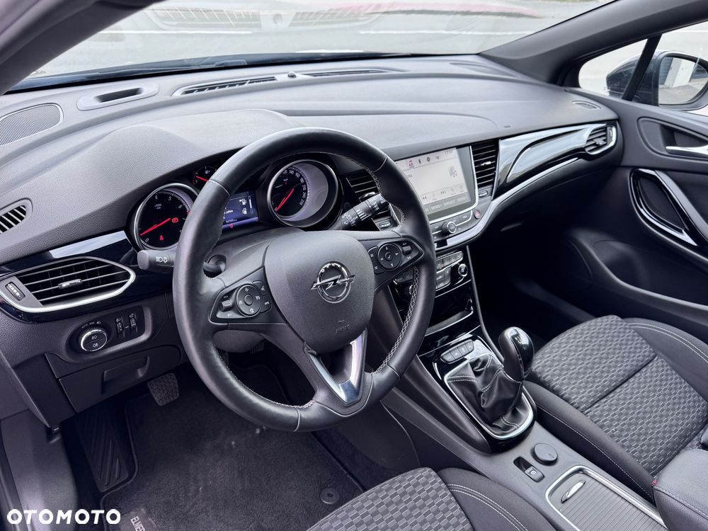 Opel Astra 1.4 Turbo Dynamic - 24