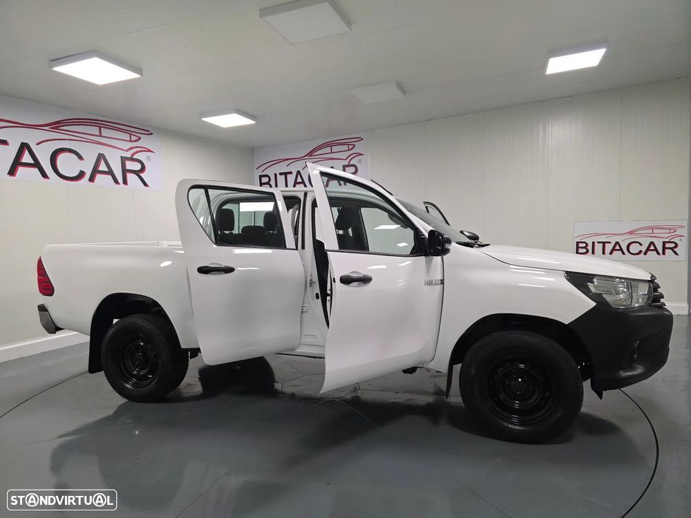 Toyota HILUX  2.4 D-4D 2WD CD - 11