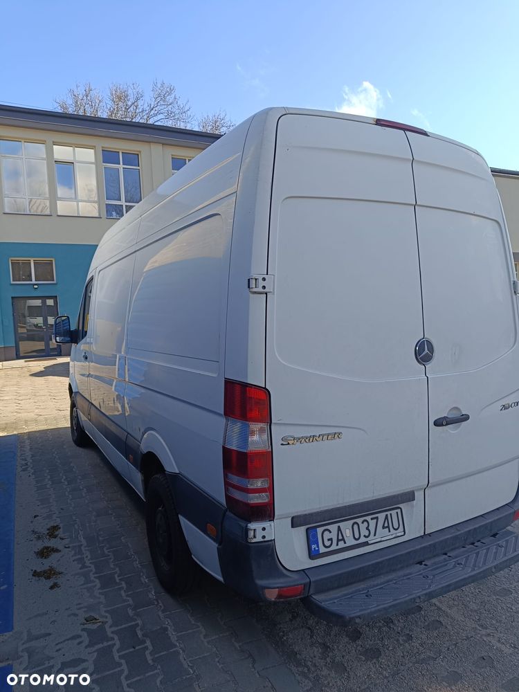 Mercedes-Benz SPRINTER - 3