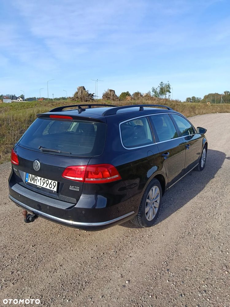 Volkswagen Passat Variant 2.0 TDI 4Motion BlueMotion Technol Comfortline - 17