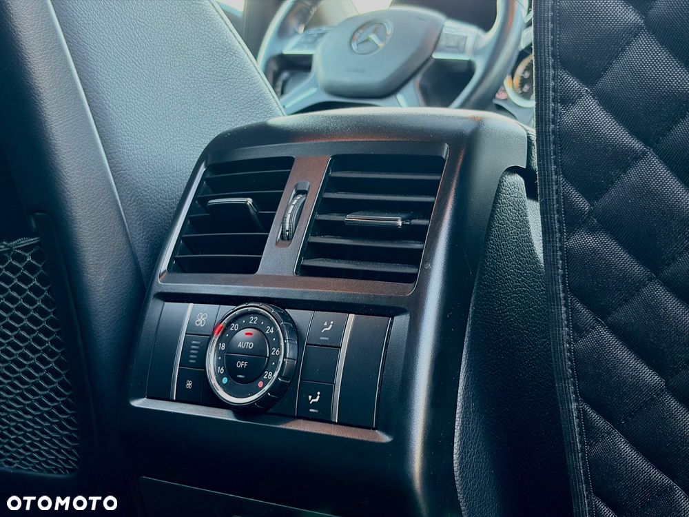 Mercedes-Benz ML - 29