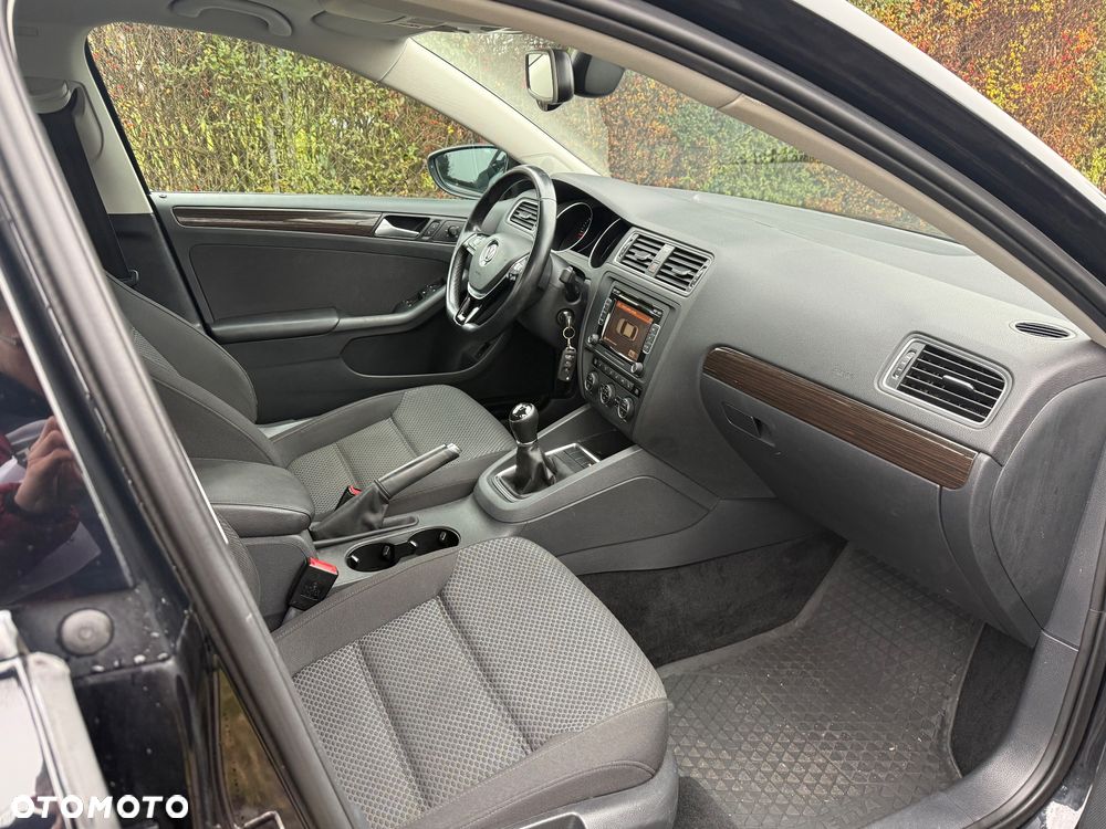 Volkswagen Jetta 2.0 TDI DPF BMT Comfortline - 13