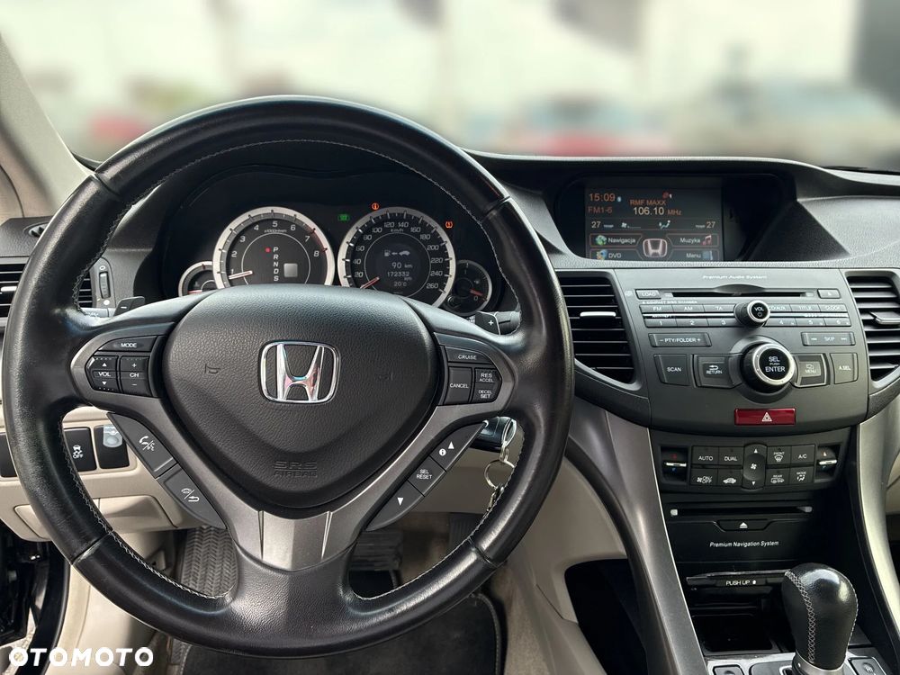 Honda Accord 2.0 Executive - 8