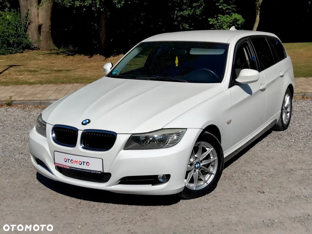 BMW Seria 3 320d - 30