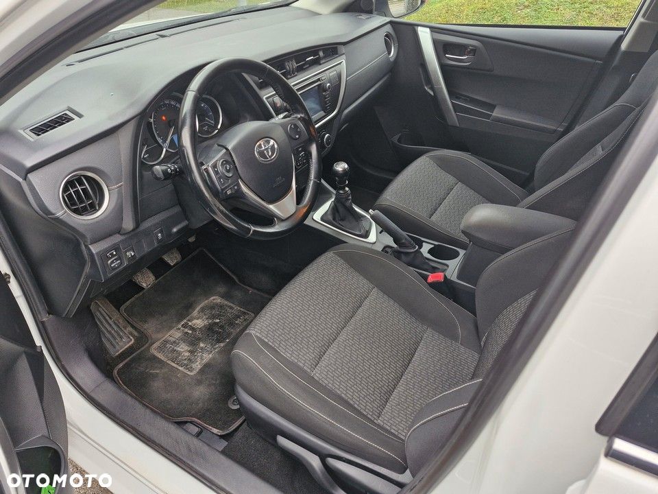 Toyota Auris 1.6 Valvematic Life Plus - 9