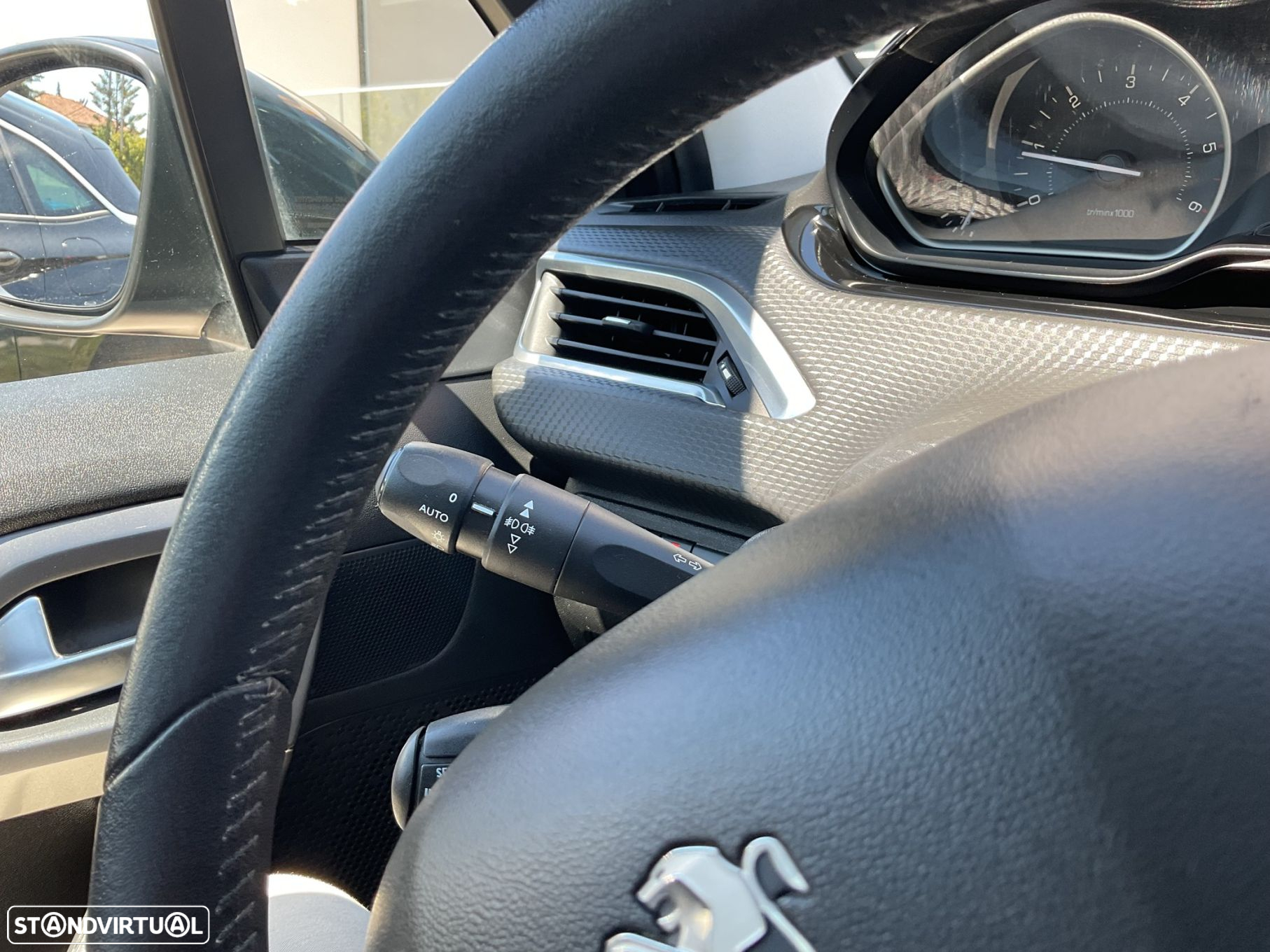 Peugeot 2008 1.6 BlueHDi Active - 50