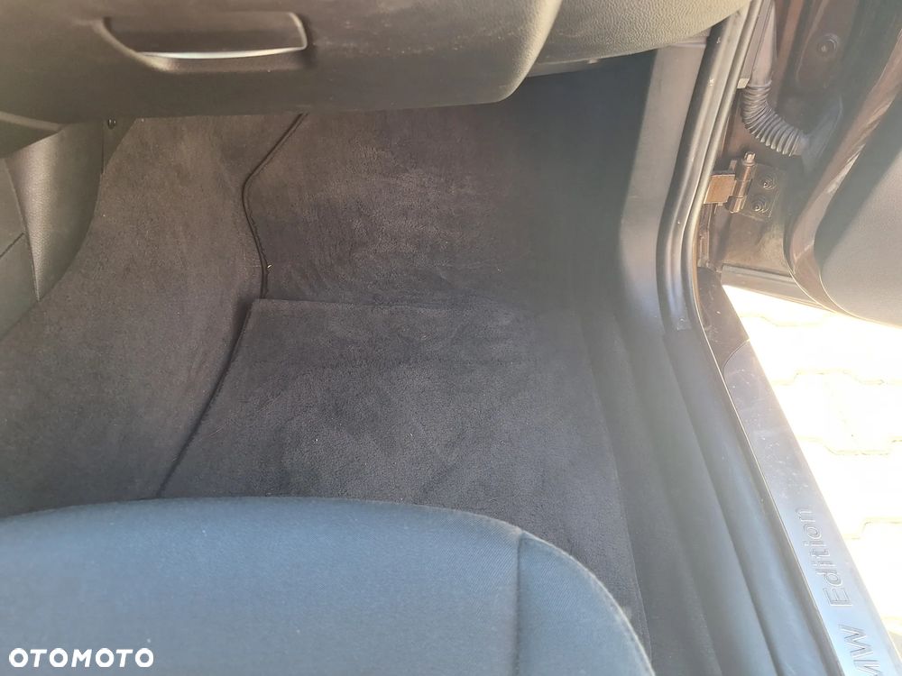 BMW Seria 1 - 12