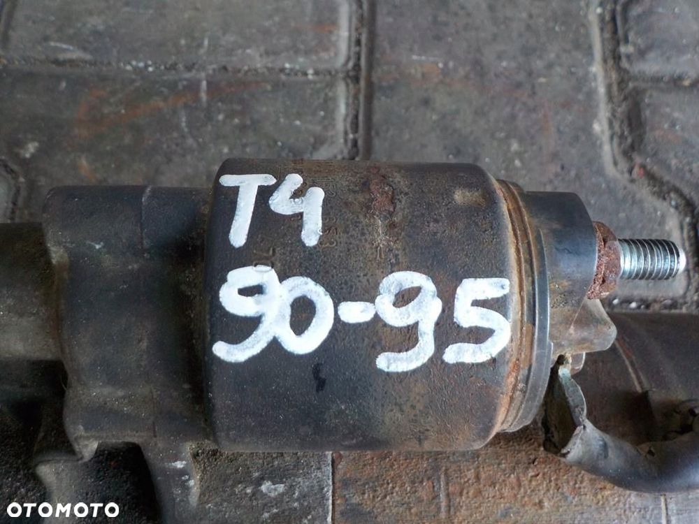 VW T4 2.4 D 90-95 ROZRUSZNIK STARTER - 2