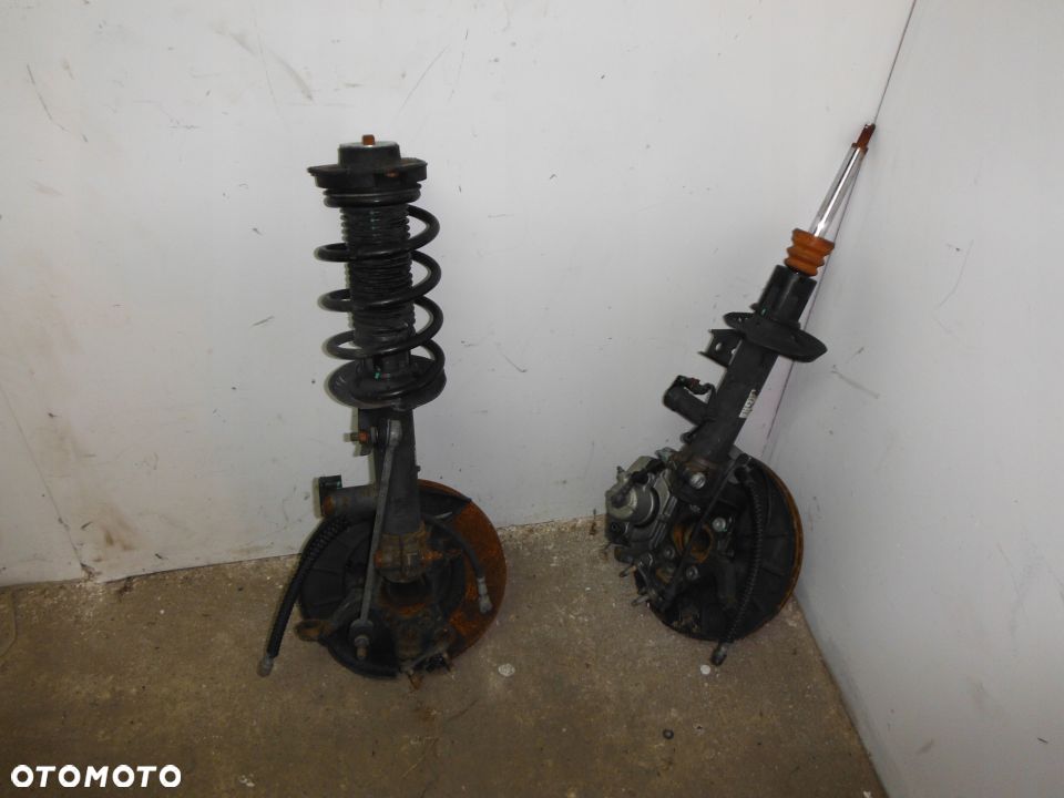 Vw Scirocco 1T0 Zawieszenie MC person prawe - 5