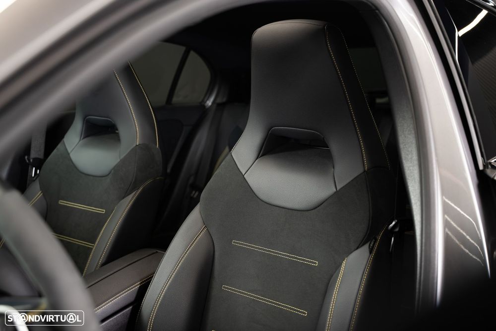 Mercedes-Benz A 45 AMG S 4Matic+ - 23