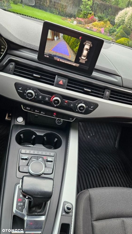 Audi A4 Limousine - 25