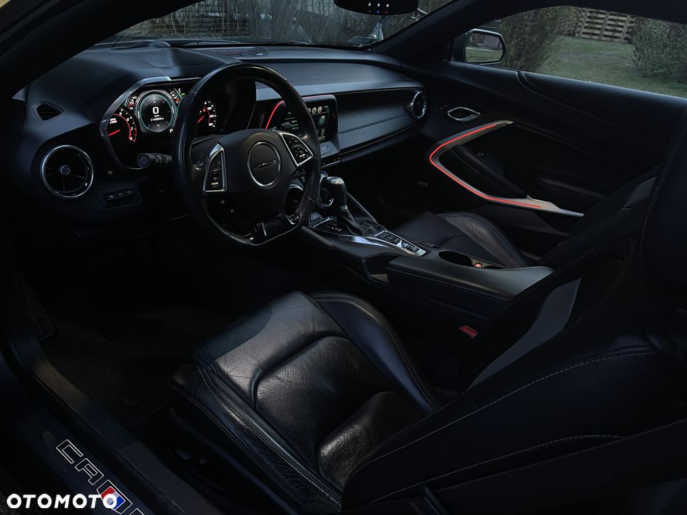 Chevrolet Camaro - 16