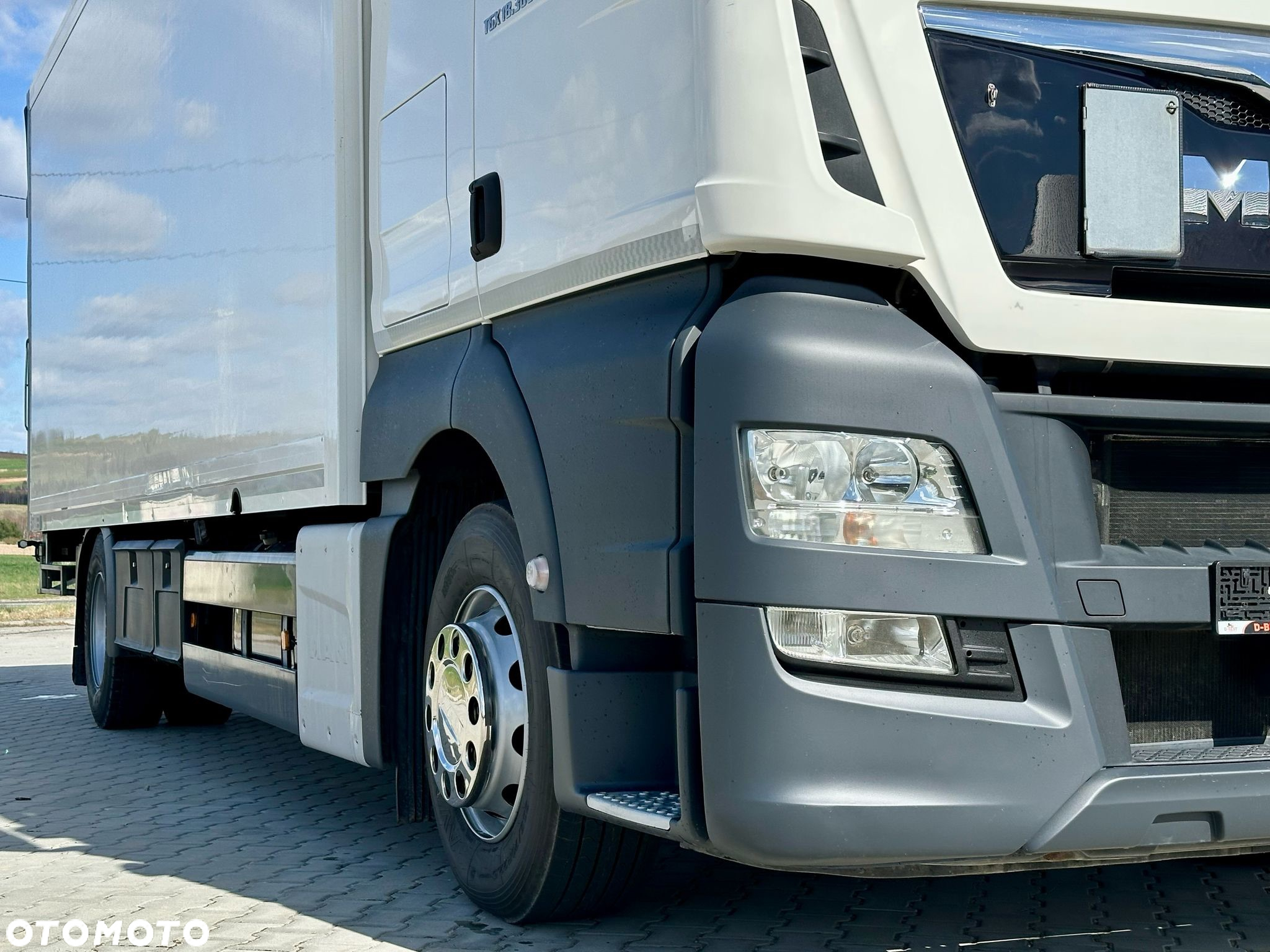 MAN TGX 18.360 / CHŁODNIA / WINDA / AUTOMAT / 19 EUROPALET / THERMO KING / SYPIALKA / SPROWADZONY - 16