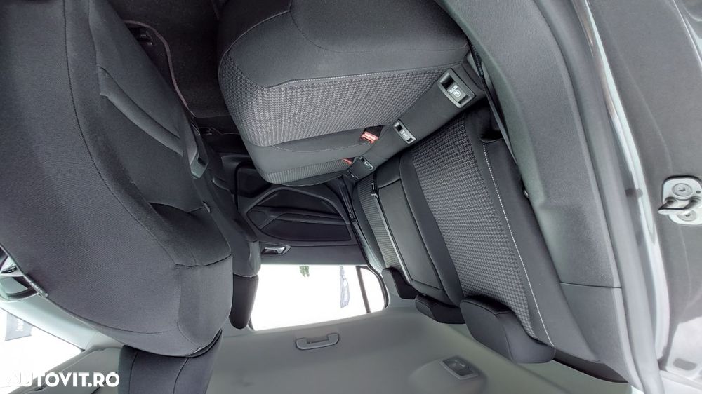 Peugeot 308 - 15