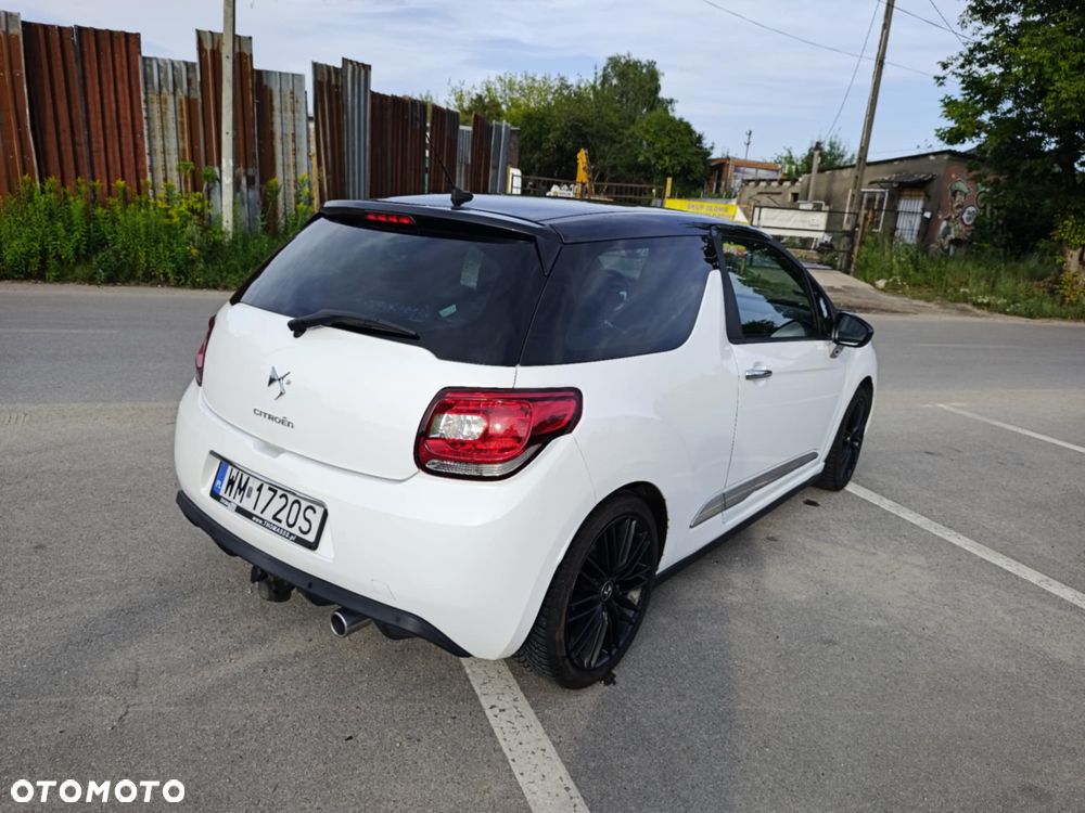 Citroën DS3 1.6 e-HDi SoChic - 3