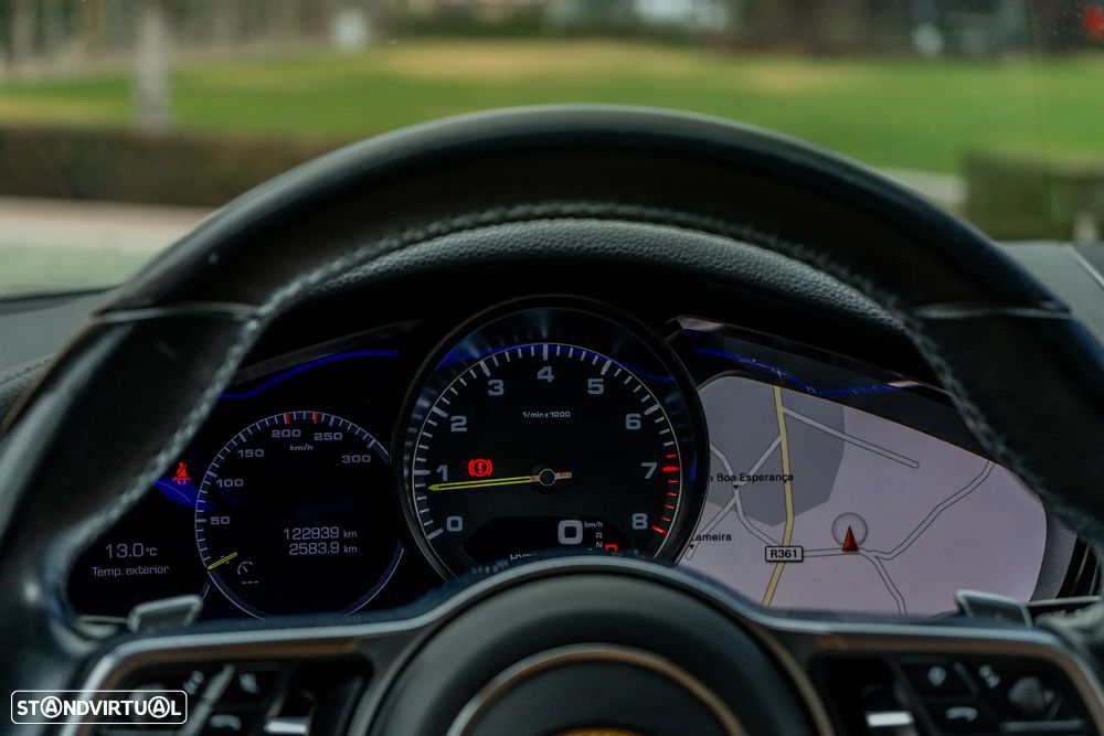 Porsche Panamera Sport Turismo 4 E-Hybrid - 41