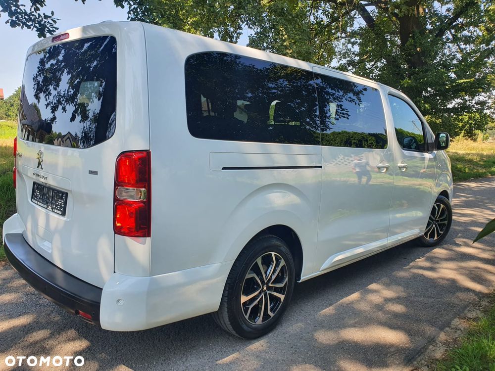 Peugeot Traveller L2 2.0 Allure - 12