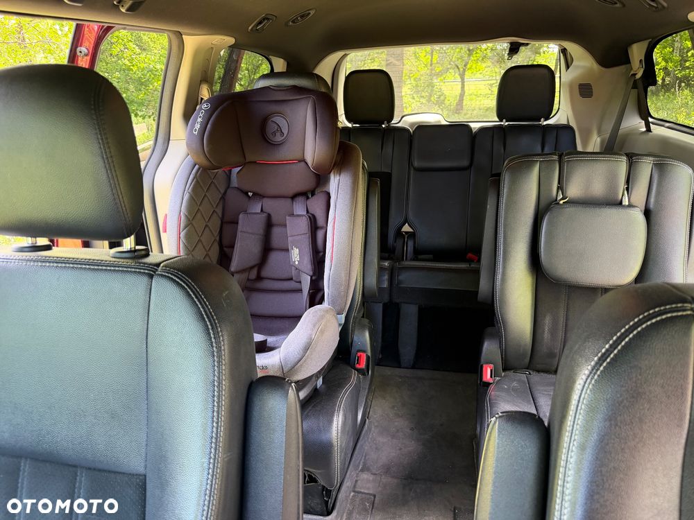 Dodge Grand Caravan - 14