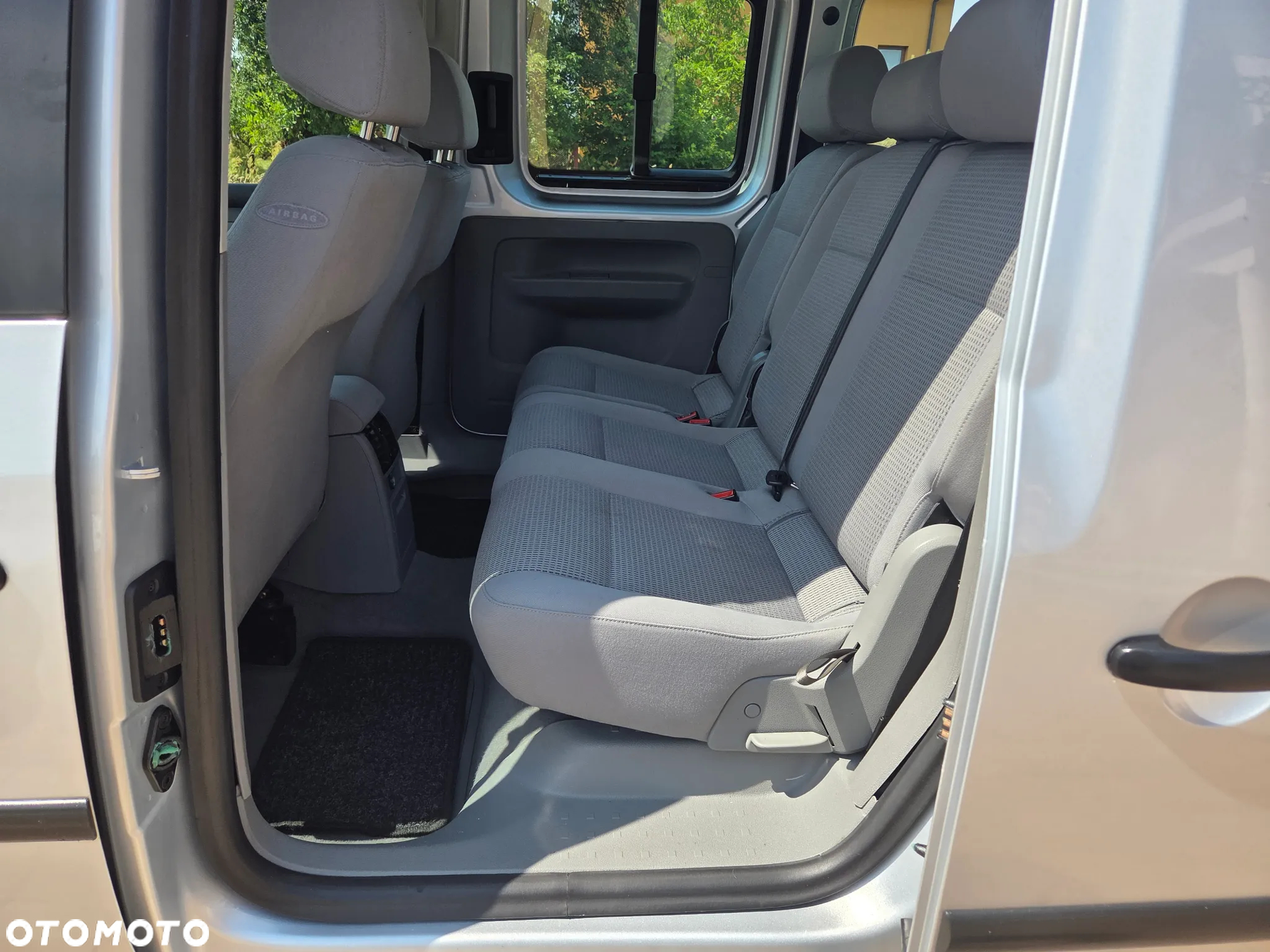 Volkswagen Caddy - 11