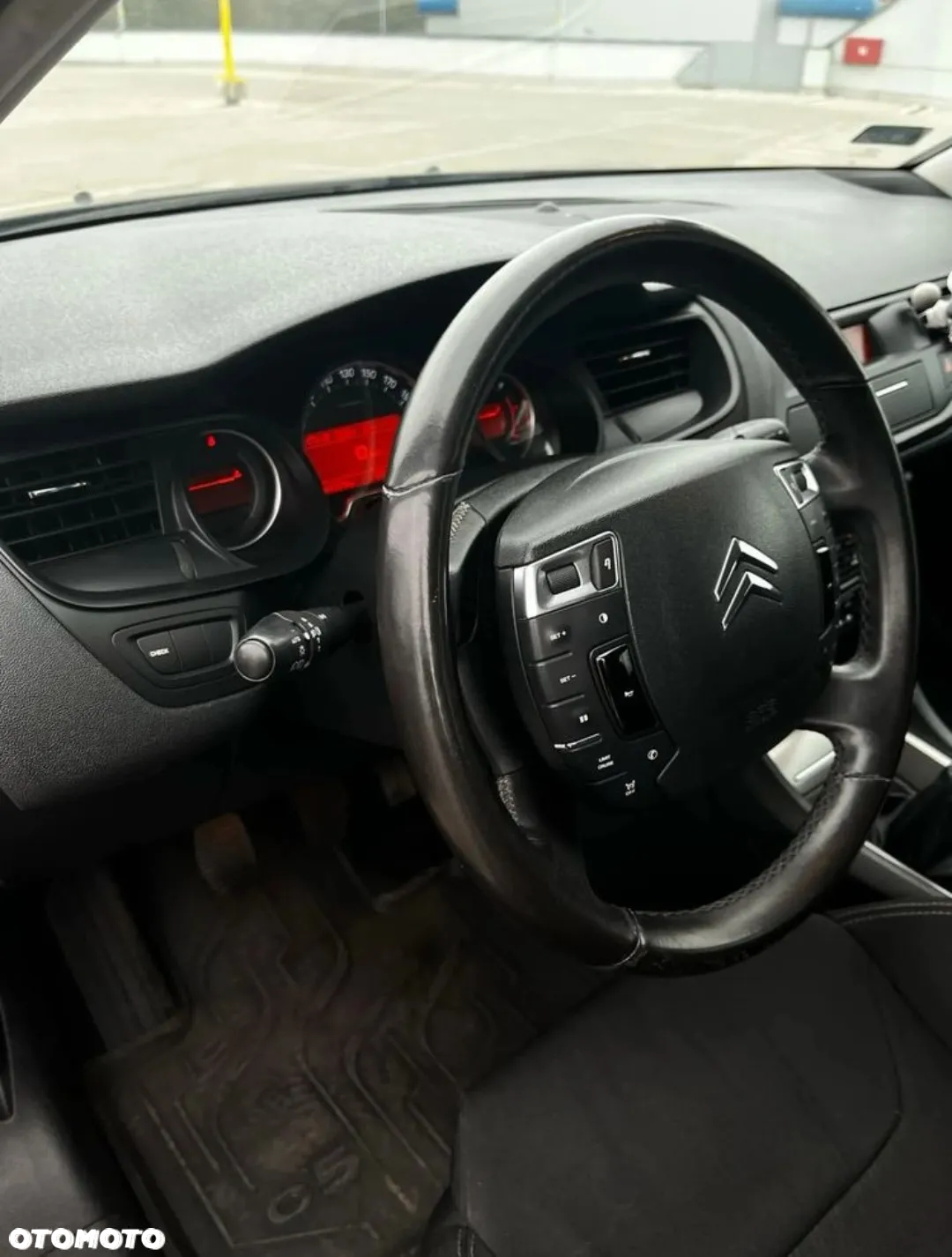 Citroën C5 2.0 HDi Confort - 6