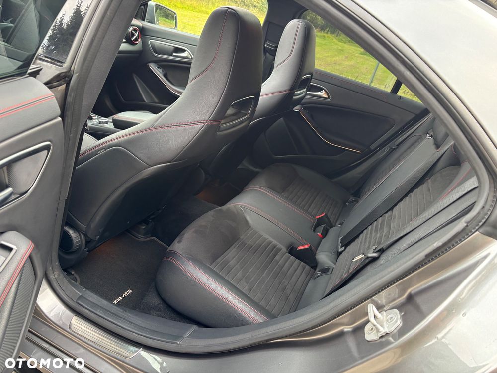 Mercedes-Benz CLA AMG 45 4-Matic - 22