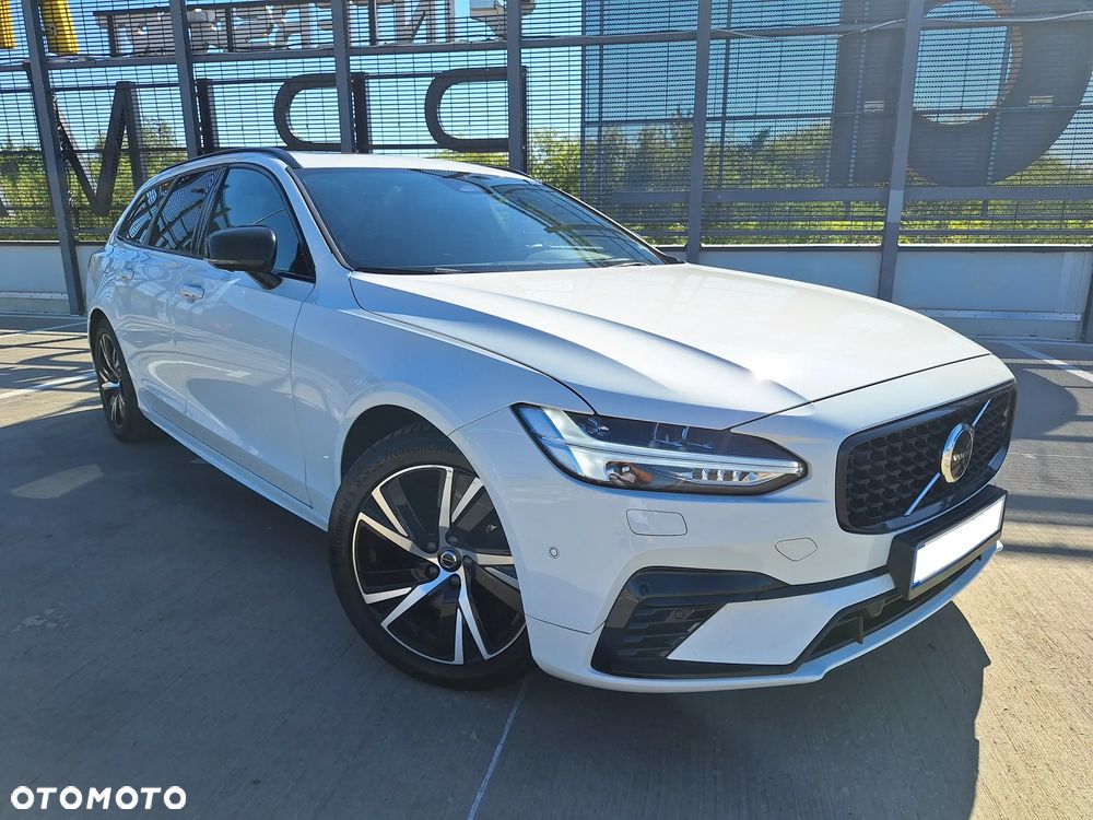 Volvo V90 T8 AWD Plug-In Hybrid R-Design - 5