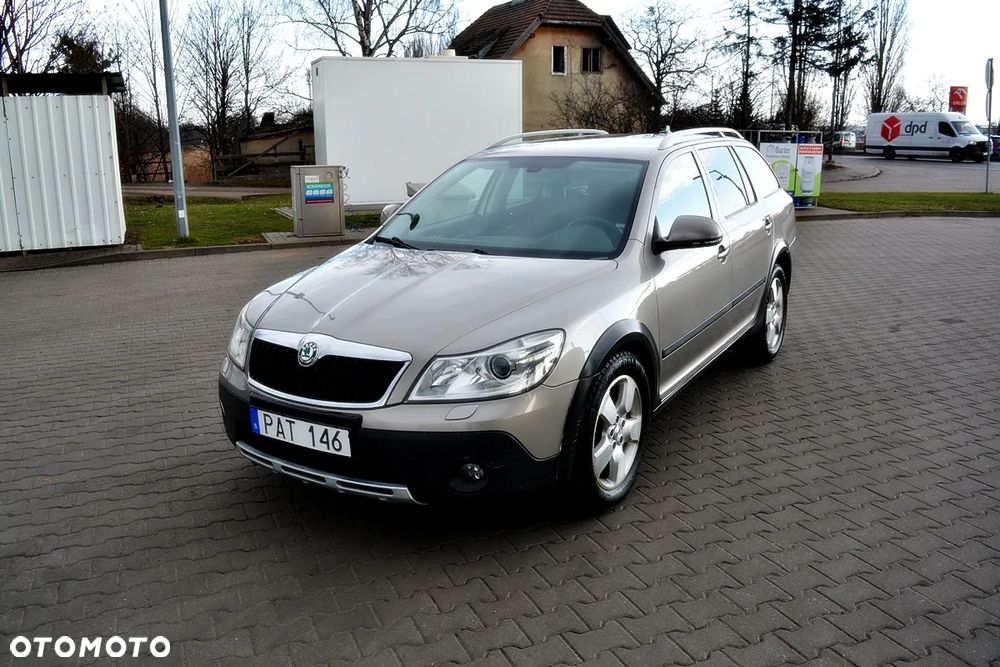 Skoda Octavia 2.0 TDI DPF 4x4 DSG Scout - 1