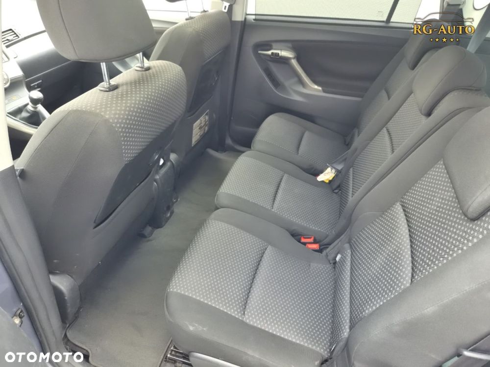 Toyota Verso - 27