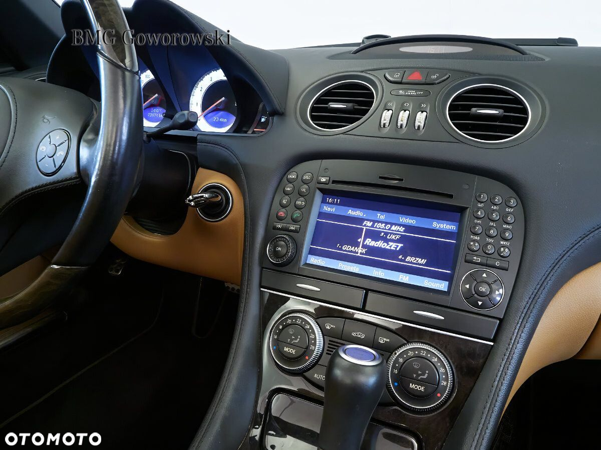 Mercedes-Benz SL - 13