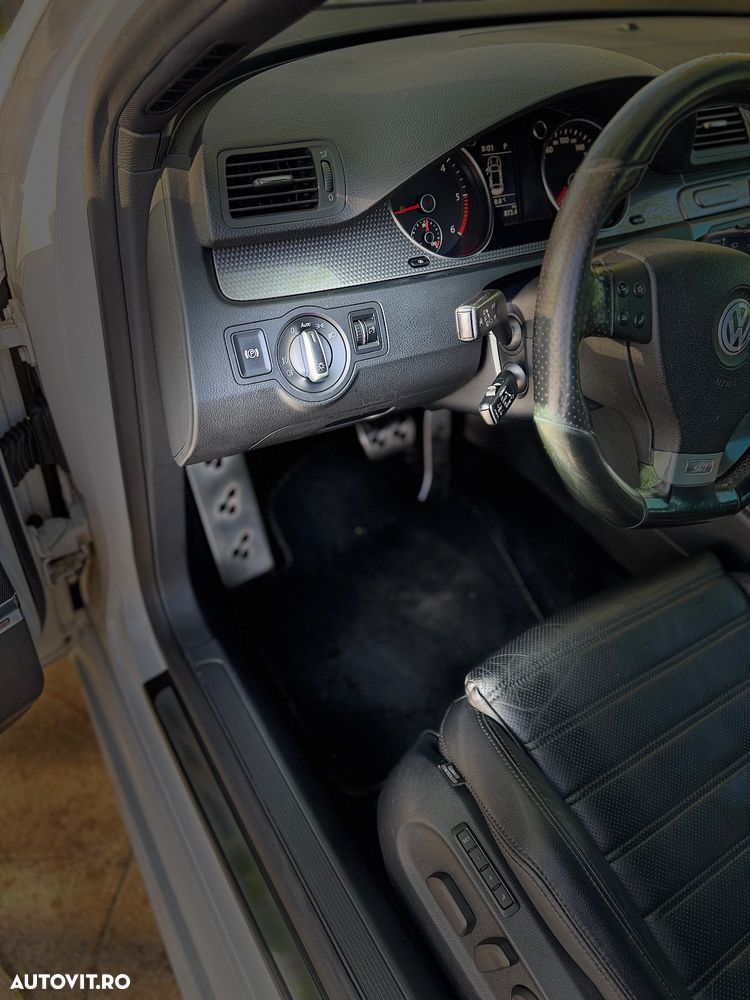 Volkswagen Passat 2.0 TDI DPF DSG R-Line Edition - 16