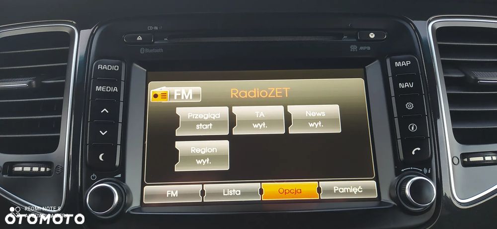 Kia Carens 1.6 GDI Dream Team Edition - 22