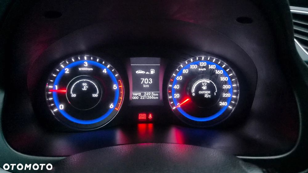 Hyundai i40 i40cw 1.7 CRDi Fifa World Cup Edition - 16
