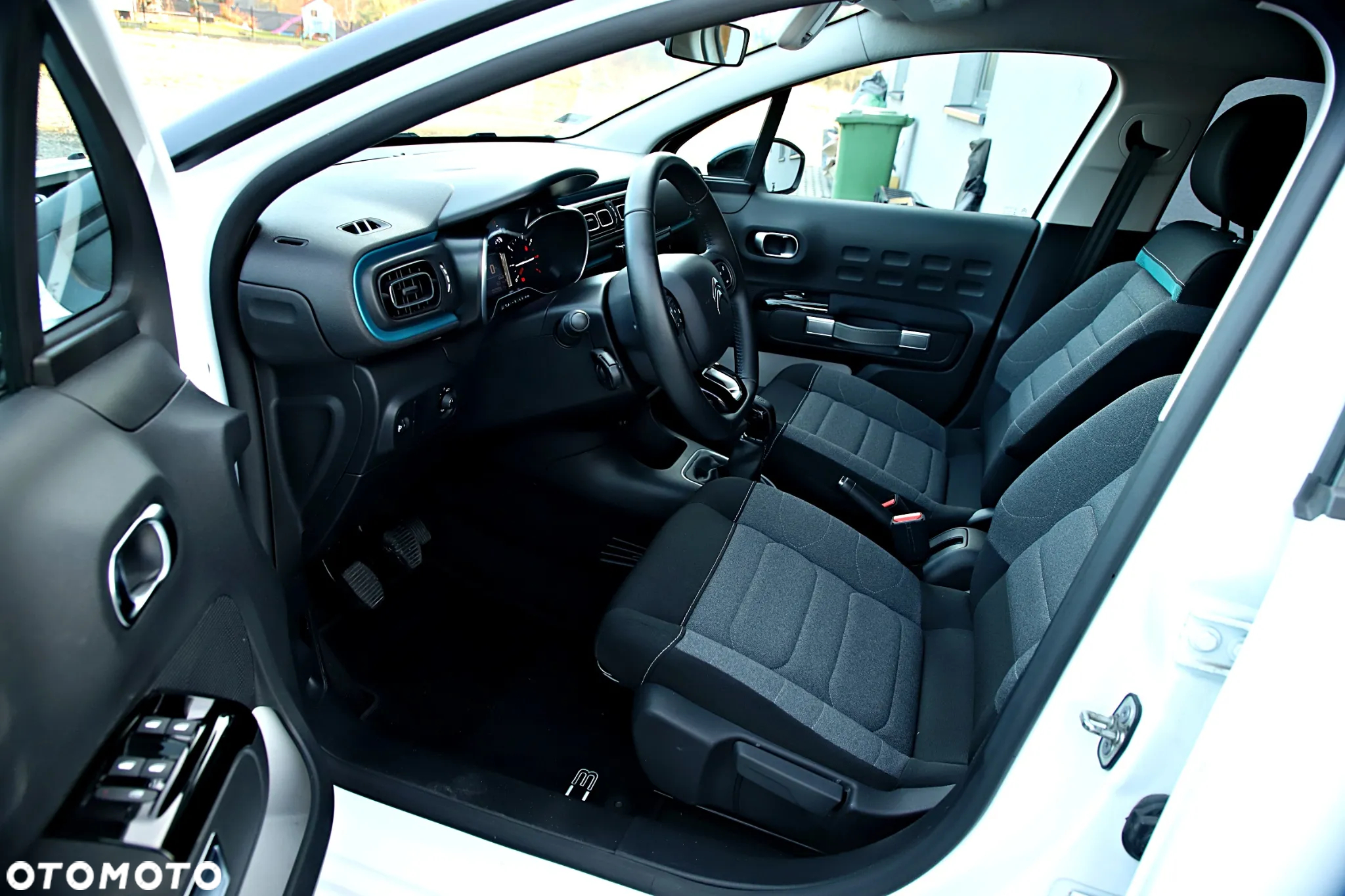 Citroën C3 1.2 PureTech Shine - 16
