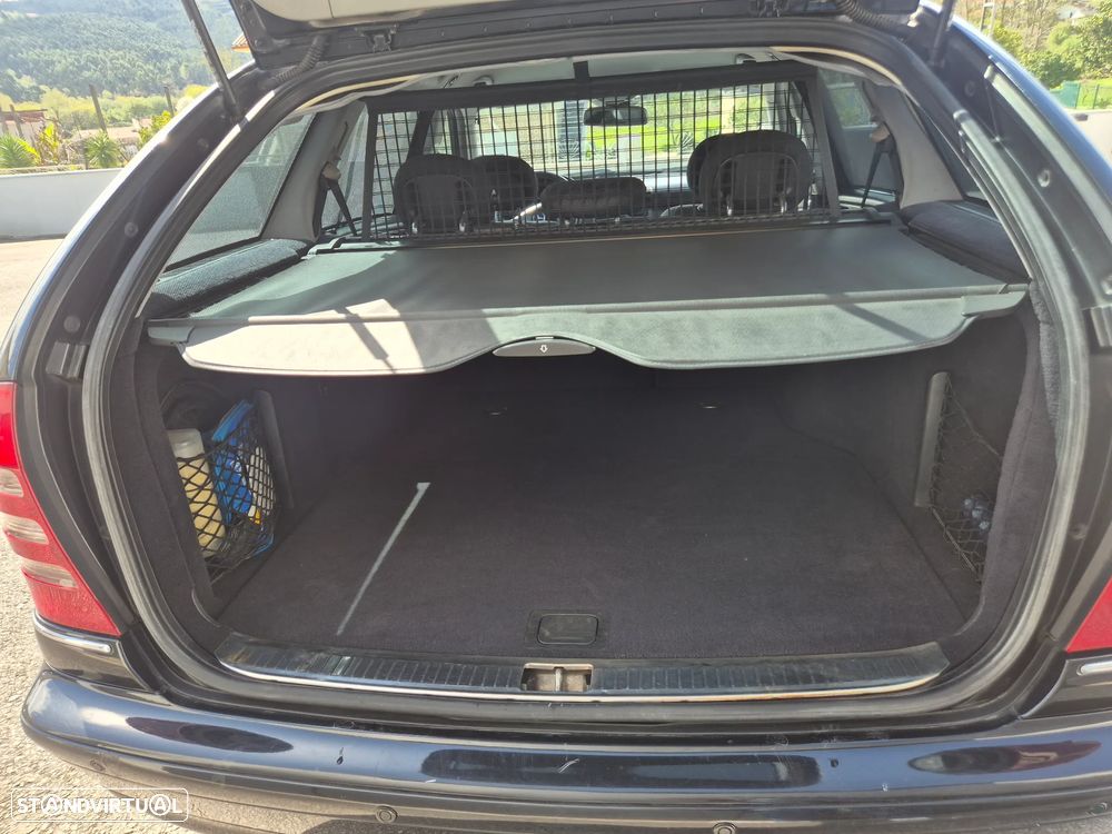 Mercedes-Benz C 200 CDi Avantgarde - 29
