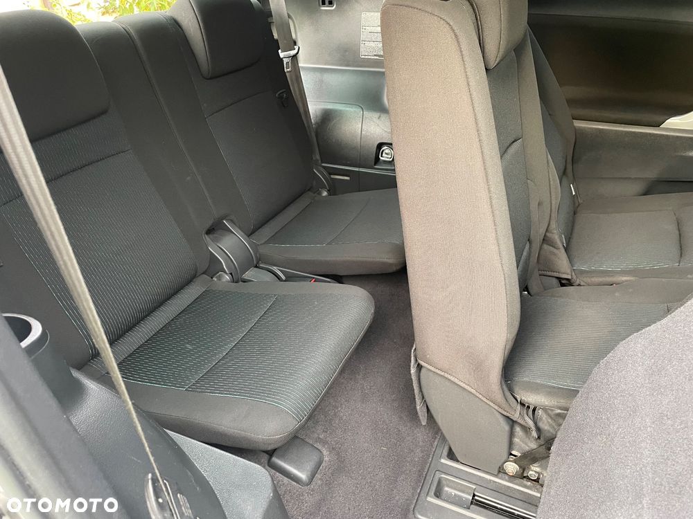 Toyota Verso 2.0 D-4D Sol 7os - 22