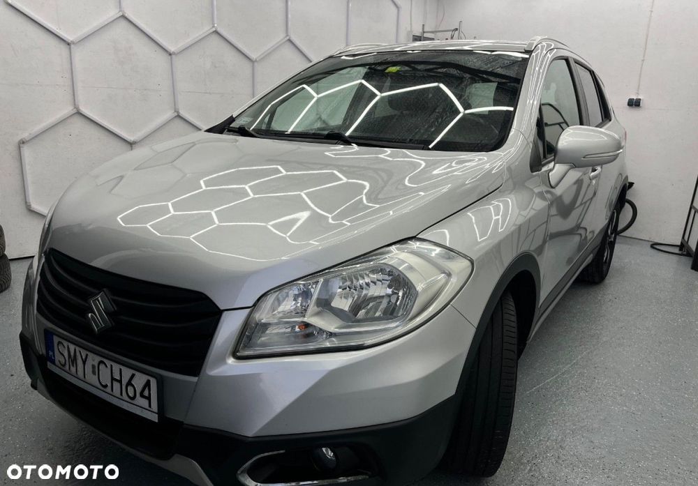 Suzuki SX4 S-Cross 1.6 Premium 4WD - 14