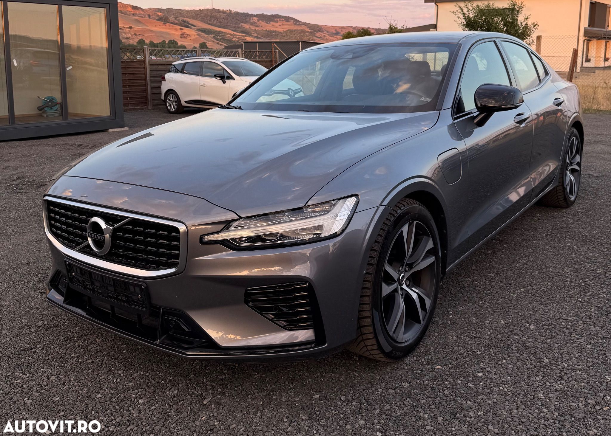 Volvo S60 - 1