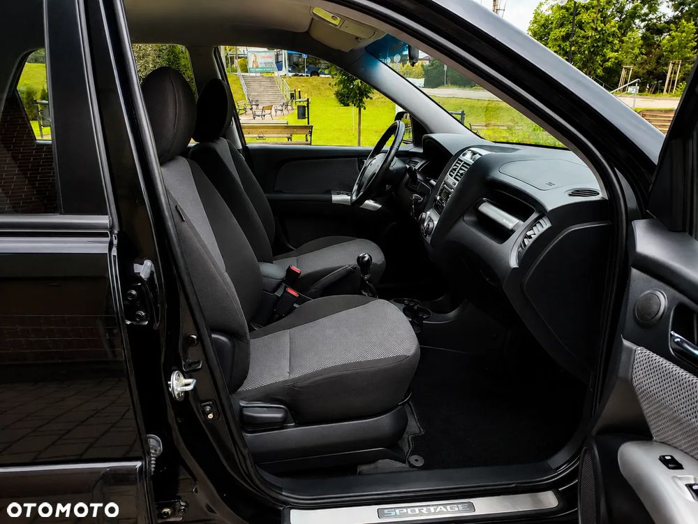 Kia Sportage 2.0 4WD Champ - 29