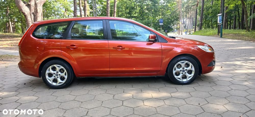 Ford Focus 1.8 Ghia - 6