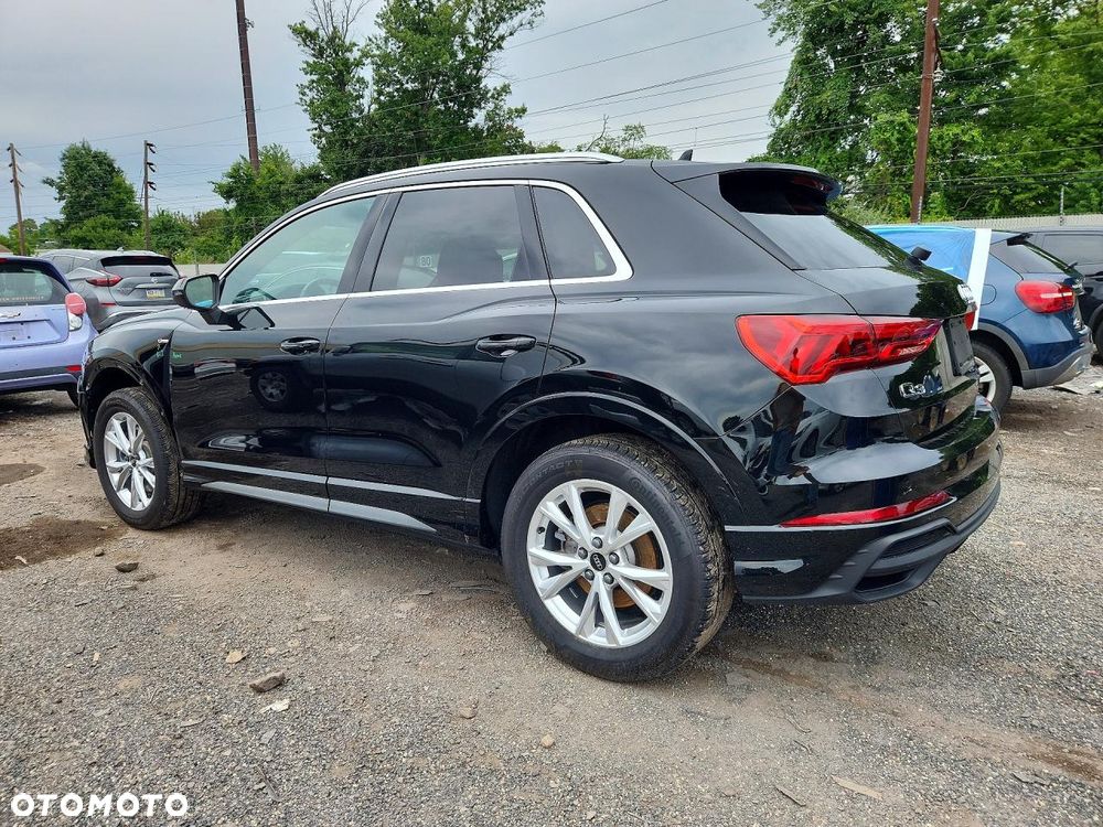 Audi Q3 - 4