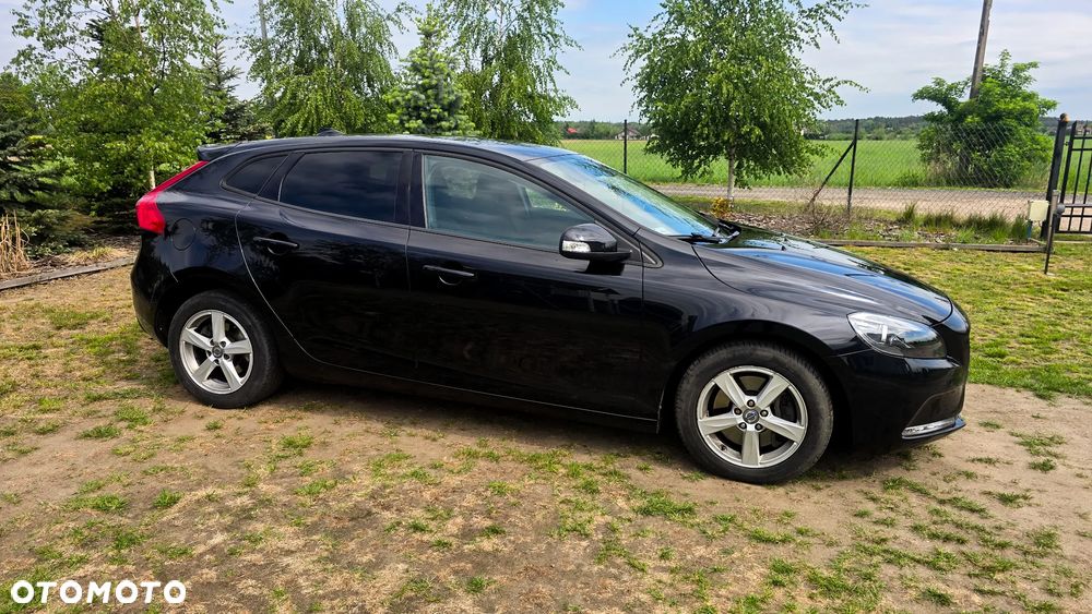Volvo V40 D3 Kinetic - 3