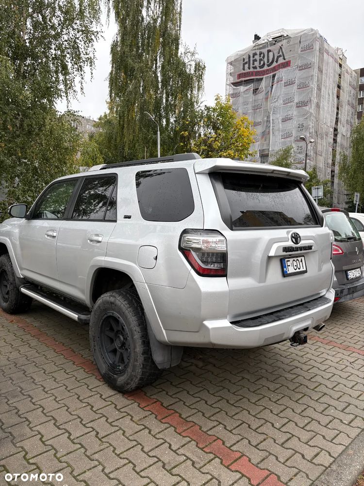 Toyota 4-Runner - 2
