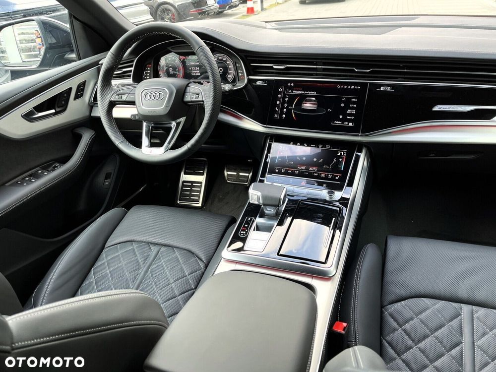 Audi Q8 - 17