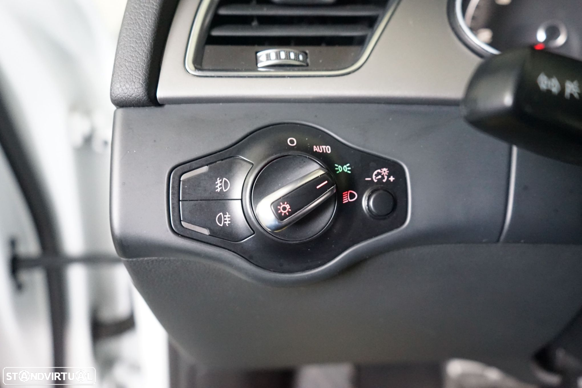 Audi A4 Avant 2.0 TDI DPF multitronic S line Sport Pack (plus) - 29